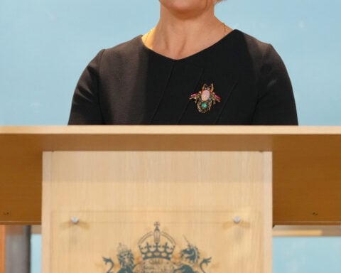 Britain’s MI6 spy chief says Putin is dragging out peace talks and wants to subjugate Ukraine