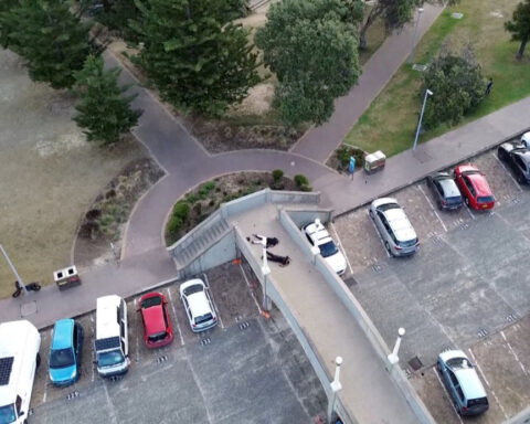 Visualizing how Sydney’s deadly Bondi Beach shooting unfolded