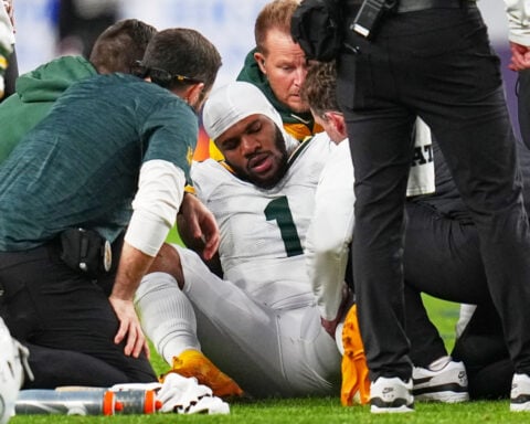 MRI confirms Packers' Micah Parsons tore his ACL, AP source says