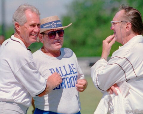 Mike White, former Cal, Illinois and Raiders coach, dies at 89