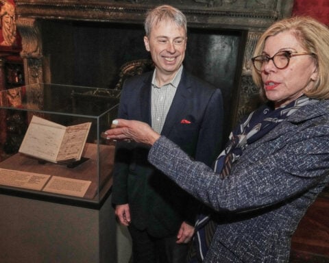 Christine Baranski narrates `A Christmas Carol' before returning for `The Gilded Age' season 4