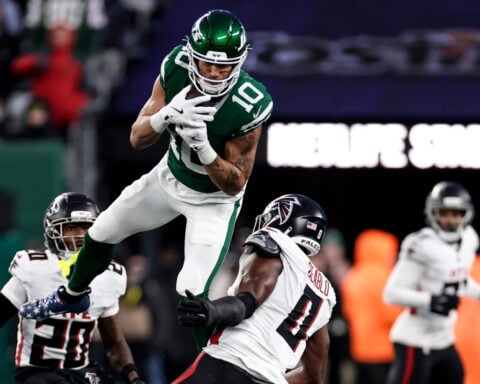 Jets release wide receiver Allen Lazard after nearly 3 disappointing seasons