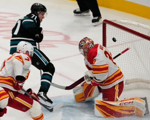 Celebrini's spin-o-rama goal helps him become fastest Sharks player to 50 points