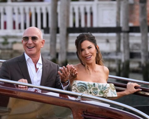 Jeff Bezos and Lauren Sánchez Bezos are awarding $5 million to a leader in neurodiversity education