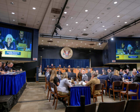 US government admits role in causing helicopter-plane collision that killed 67 in Washington