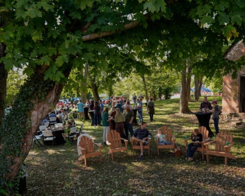 Efforts to reconnect Americans face challenges in a lonely time