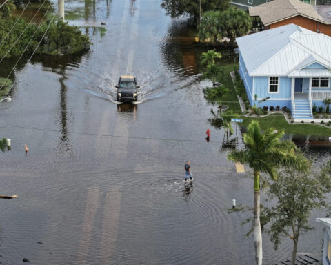 Understanding climate change in America: Skepticism, dogmatism and personal experience