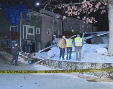 Small plane crashes into residential complex in Nashua, New Hampshire