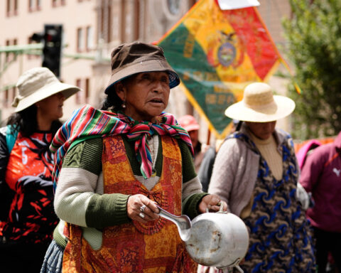 Bolivia's largest cities brought to standstill by transportation strike over fuel price hike