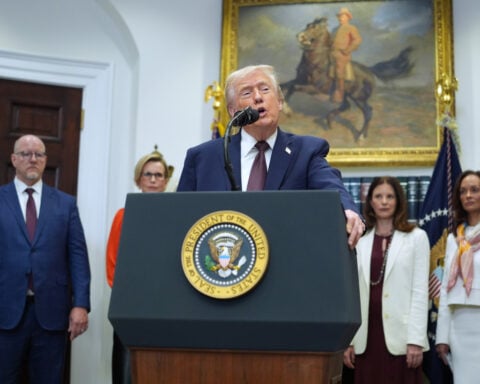 Trump announces lower drug price deals with 9 pharmaceutical companies