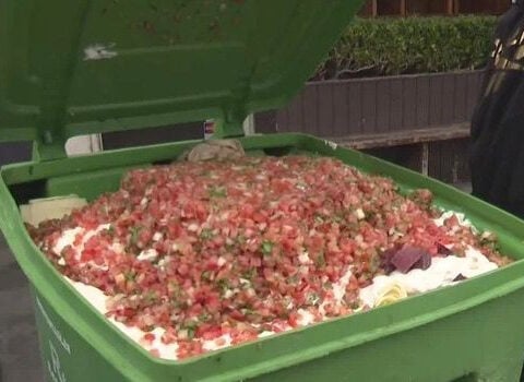 San Francisco businesses, families throw out food due to PG&E power outage