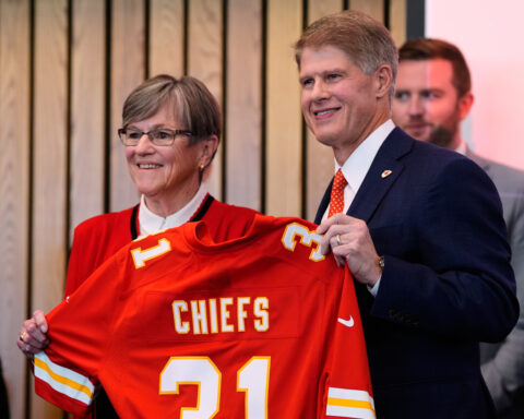Royals face tough stadium decision of their own as Chiefs move to Kansas