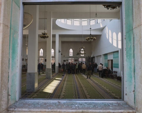 Mosque bombing in Syria leaves 8 dead and 18 wounded