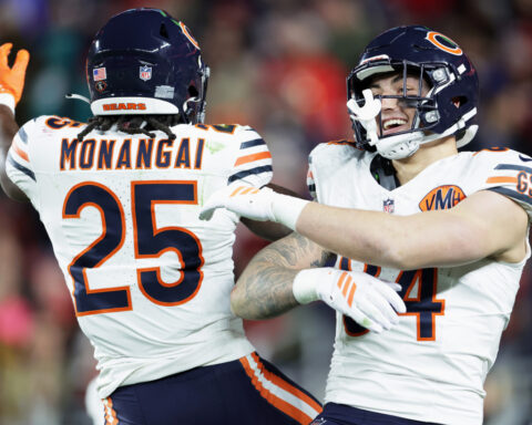 Bears' heartbreaking loss to 49ers costs them chance at top seed in NFC playoffs