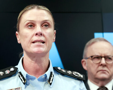 Australian police find no evidence of 'broader terrorist cell' in Bondi Beach antisemitic shooting