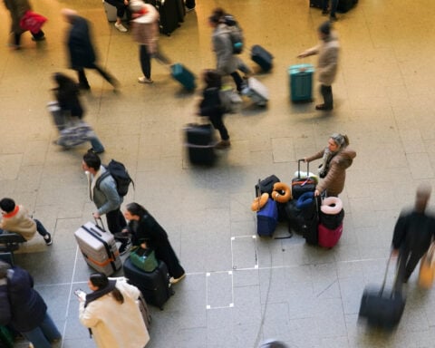 Channel Tunnel power malfunction fixed, but rail delays linger