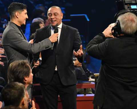 Roberto Carlos says he's 'recovering well' after undergoing heart procedure in Brazil