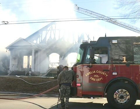 Funeral home owners save corpse before fleeing fire: 'That's just something you do'