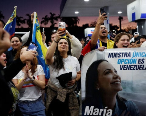 Crowds cheer and dance in Doral, Florida after Venezuela president's capture