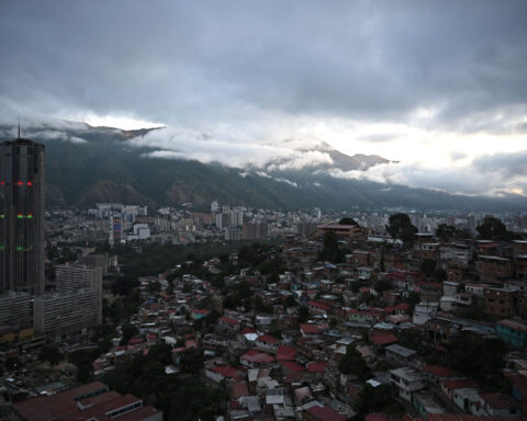 Trump says 'we're going to run' Venezuela