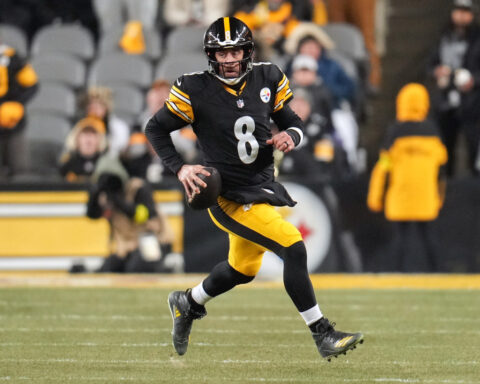 Steelers, Panthers, Jaguars secure division titles. Broncos clinch AFC's No. 1 seed