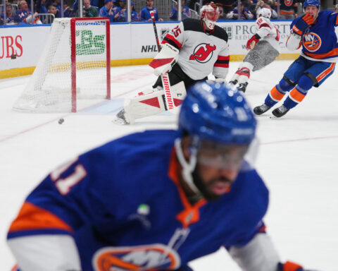 Islanders, Rangers and Devils have vastly different goaltending situations midway through the season