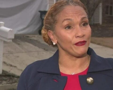 Councilwoman sworn in days after saving neighbors from burning home