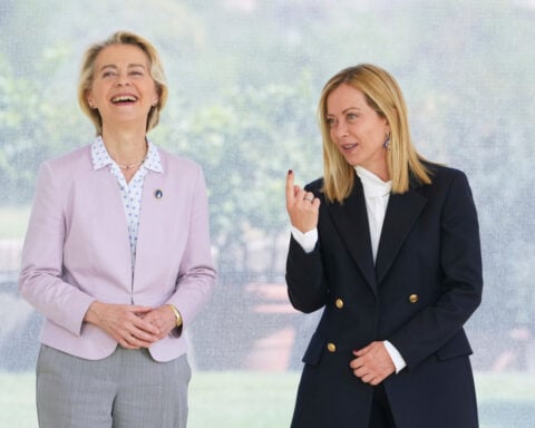 EU pushes forward long-discussed free trade deal with South America