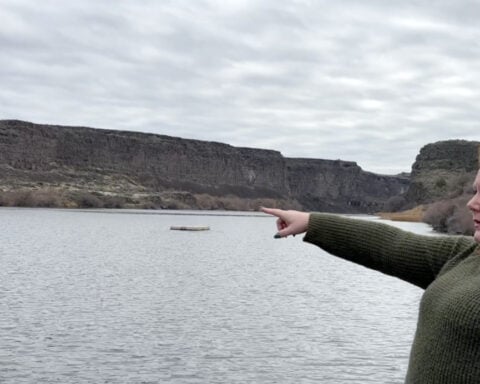 Two women honored for heroic rescue attempt during deadly Snake River boating accident