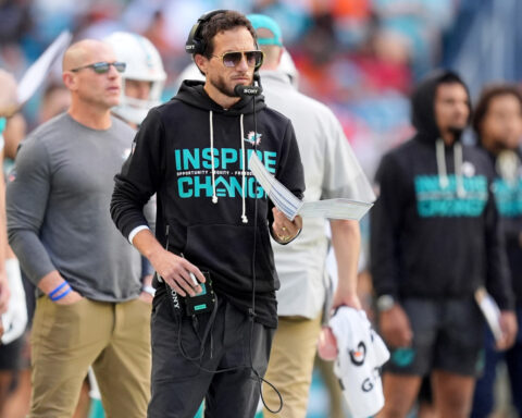 Lions have reached out to Mike McDaniel about their offensive coordinator opening, AP source says