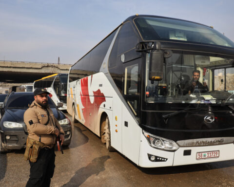 Ceasefire quickly unravels after days of clashes between Syrian security forces and Kurdish fighters