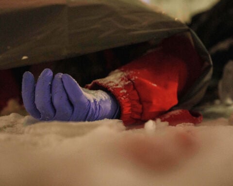 Russia uses its new ballistic missile in a major attack on Ukraine and a warning to West