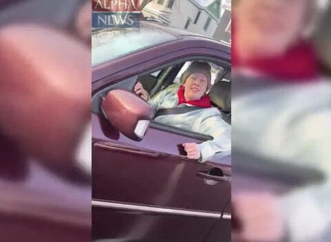 Analysis of ICE agent’s cellphone footage and tactics