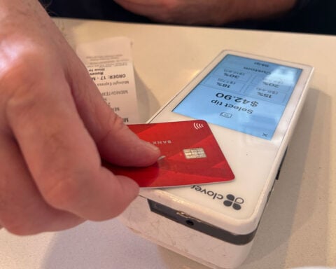 Trump calls for a 10% cap on credit card rates in his latest appeal to affordability concerns