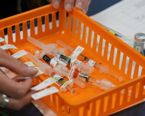 Doctors say changes to US vaccine recommendations are confusing parents and could harm kids