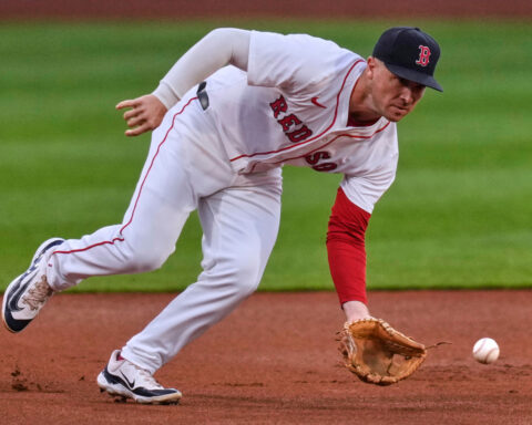 All-Star 3B Alex Bregman agrees to a $175 million, 5-year contract with the Cubs, AP sources say