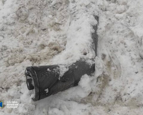 Ukrainian drone attack in Russia kills 1 following Moscow's intense bombardment