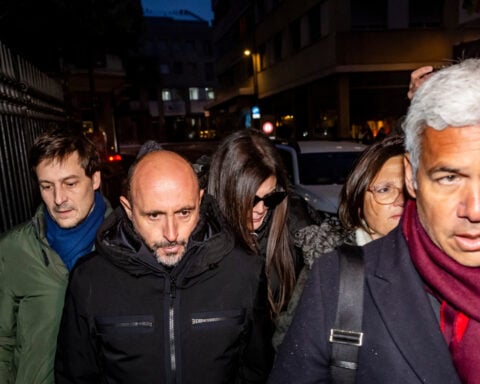 Swiss court orders 3 months of pretrial detention for bar manager over fatal fire