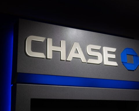 JPMorgan Chase profits rise 9% in the fourth quarter excluding hit from the Apple Card acquisition