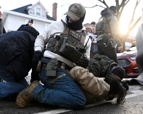 Minnesota and Illinois invoke the 10th Amendment in lawsuits to block federal agents in their cities. Here’s why that matters