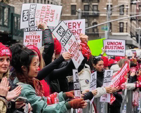 NYC nurses on strike resume negotiations with hospitals on 4th day
