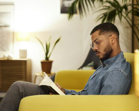 Deep reading can boost your critical thinking and help you resist misinformation – here’s how to build the skill