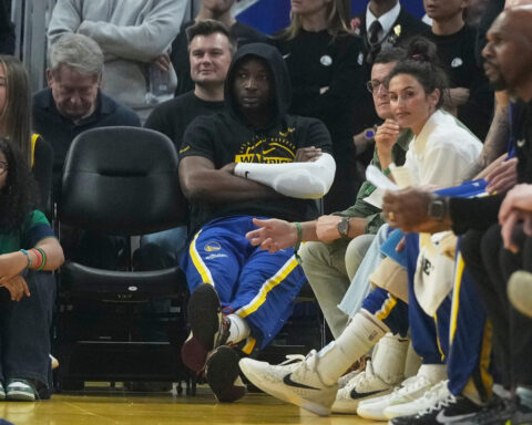 Warriors coach Steve Kerr chatted with Jonathan Kuminga about his uncertain situation