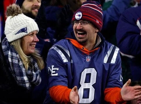Being a Patriots fan can be good for your mental health, expert says