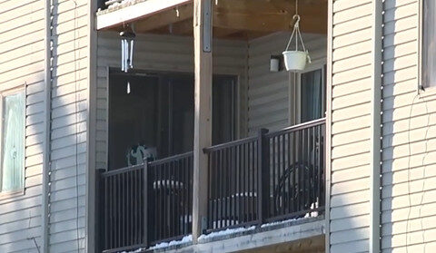 Woman escapes alleged assault by jumping from Howell apartment window