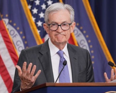 Republicans vouch for Fed chair, creating a rare schism with Trump
