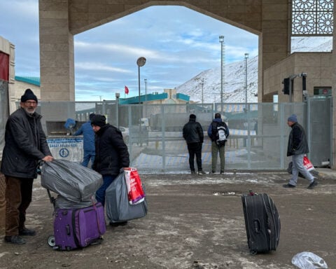 Iranians use Turkey border to access internet during blackouts