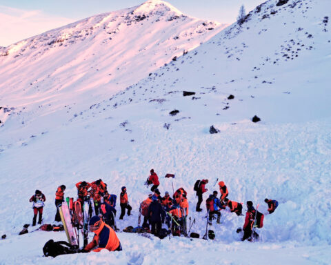 8 skiers killed in avalanches in Austria