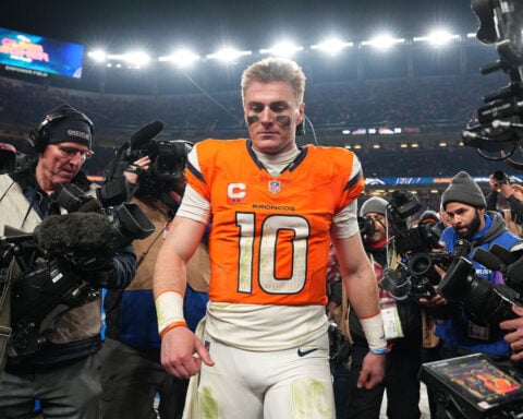 Bo Nix suffers broken ankle while leading Broncos to playoff win over the Bills, out for the season