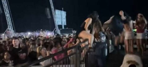 Video shows fans pushing past security barriers at AT&T Playoff Playlist LIVE!